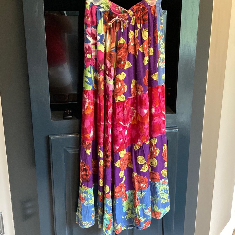 Colorful size large extra-large, Palazzo pant gently worn